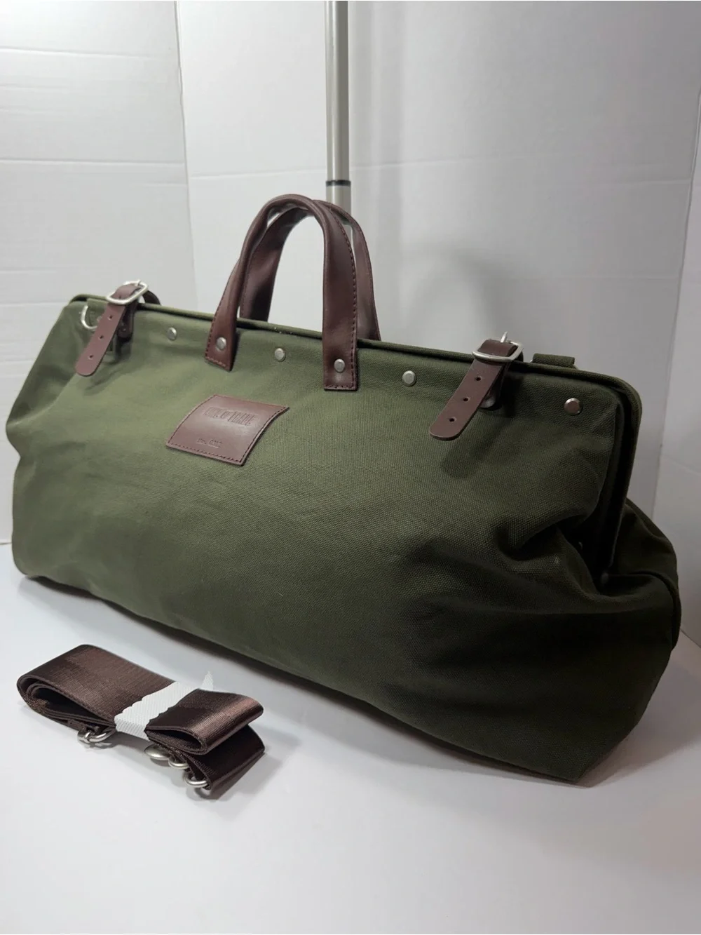 Line of Trade Canvas & Leather Weekender Mason Travel Bag in Olive Green